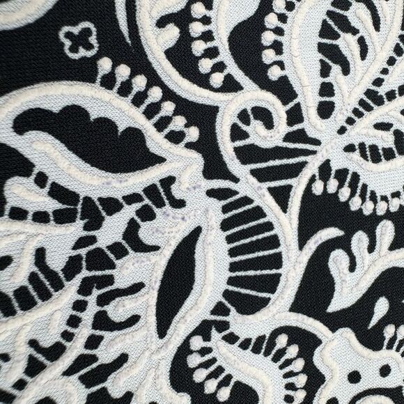 Elie McCARTHY Petite Medium Sleeveless Dress Black White Handkerchief Bottom - Picture 9 of 9